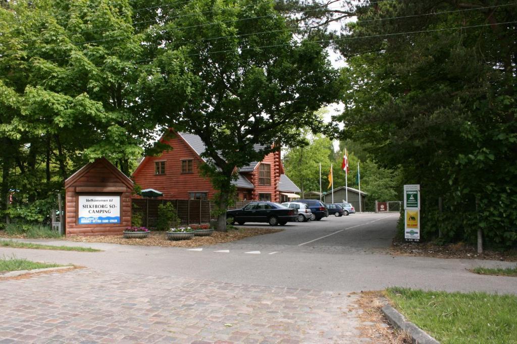 Silkeborg So Camping Apartments Екстер'єр фото